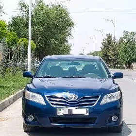 Toyota Camry 2010