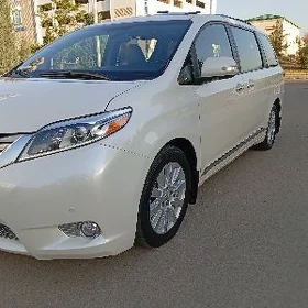 Toyota Sienna 2016