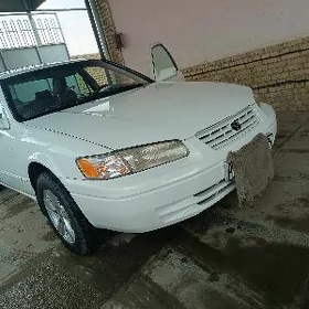Toyota Camry 1999