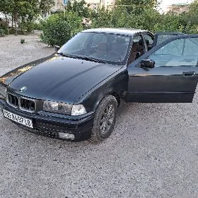 BMW 325 1993