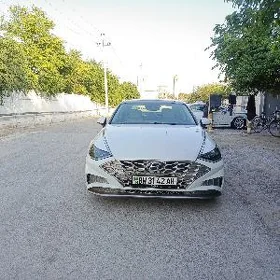 Hyundai Sonata 2021