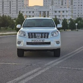 Toyota Land Cruiser Prado 2010