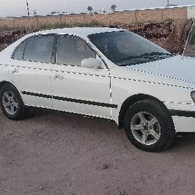 Toyota Corona 1995