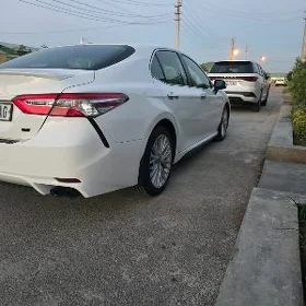Toyota Camry 2020