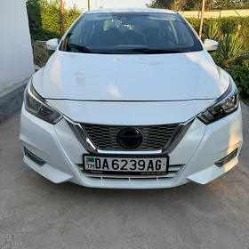 Nissan Versa 2024
