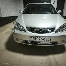 Toyota Camry 2005