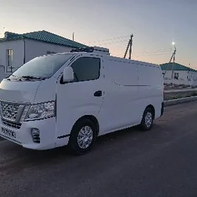 Nissan Urvan 2018