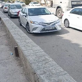 Toyota Camry 2020