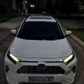 Toyota RAV4 2023