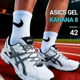 ASICS кросовка