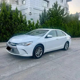 Toyota Camry 2016
