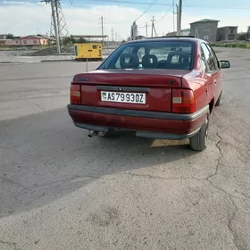 Opel Vectra 1992