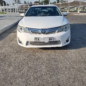Toyota Camry 2011