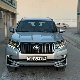 Toyota Land Cruiser Prado 2021