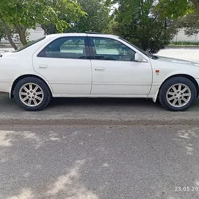 Toyota Camry 2000