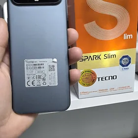 SPARK SLIM 16/256 GB KREDIT
