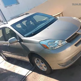 Toyota Sienna 2005