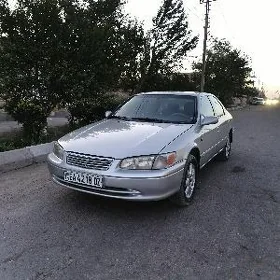 Toyota Camry 2000