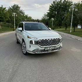 Hyundai Santa Fe 2023