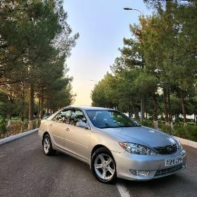 Toyota Camry 2004