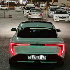 Kia K4 2025