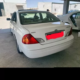 Toyota Avalon 2000