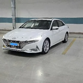 Hyundai Elantra 2021