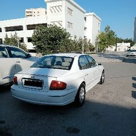 Hyundai Sonata 2002