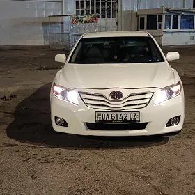 Toyota Camry 2011