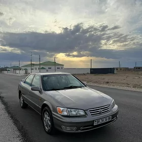 Toyota Camry 1999