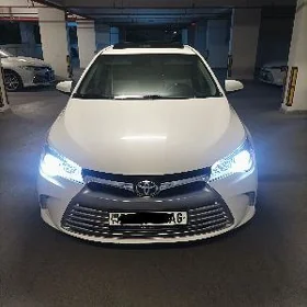 Toyota Camry 2017