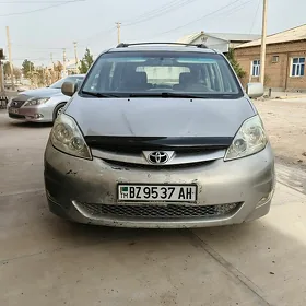 Toyota Sienna 2009