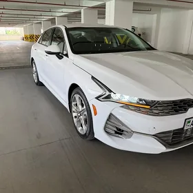 Kia K5 2021
