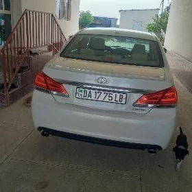 Toyota Avalon 2011