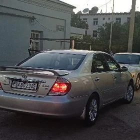 Toyota Camry 2004
