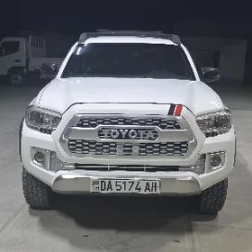 Toyota Tacoma 2017