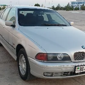 BMW E39 1996