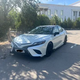 Toyota Camry 2022