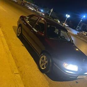Opel Vectra 1990