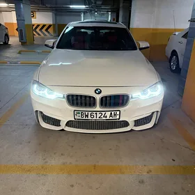 BMW F30 2013