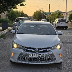 Toyota Camry 2017