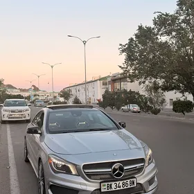Mercedes-Benz CLA 2015