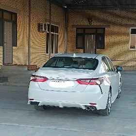 Toyota Camry 2024
