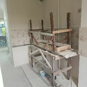 gurluşyk eşek agaçdan ýasalan