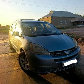 Toyota Sienna 2006
