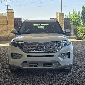 Ford Explorer 2021