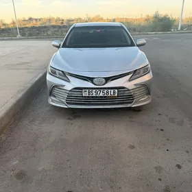 Toyota Camry 2022