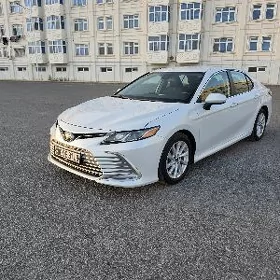 Toyota Camry 2023