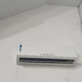 Midea 18
