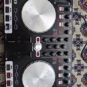 dj pult  dj stoyka hp kmpyuter